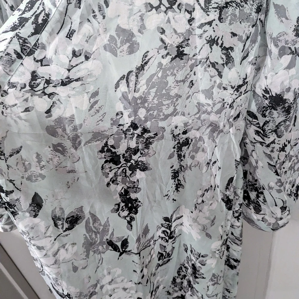 ⭐*New w/o Tags!* Soma Sage Watercolor Chiffon Short Robe/Kimono L/XL - Picture 2 of 5